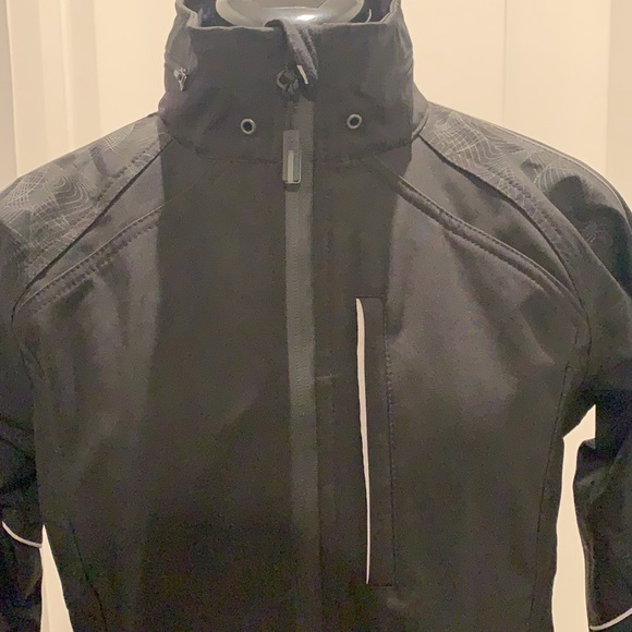 FILA Rain Jacket - Picture 4 of 6